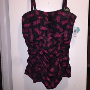 NWT Torrid Pineapple Swim Top